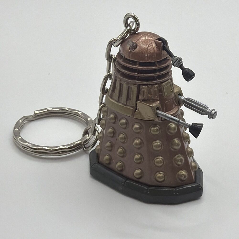 BBC Terry Nation 1963 Doctor Who Bronze Sci-Fi Robot Figure Keychain Collectible